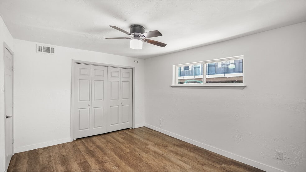 More Photos Of 2819 Berry St, Houston Apartments For Sale