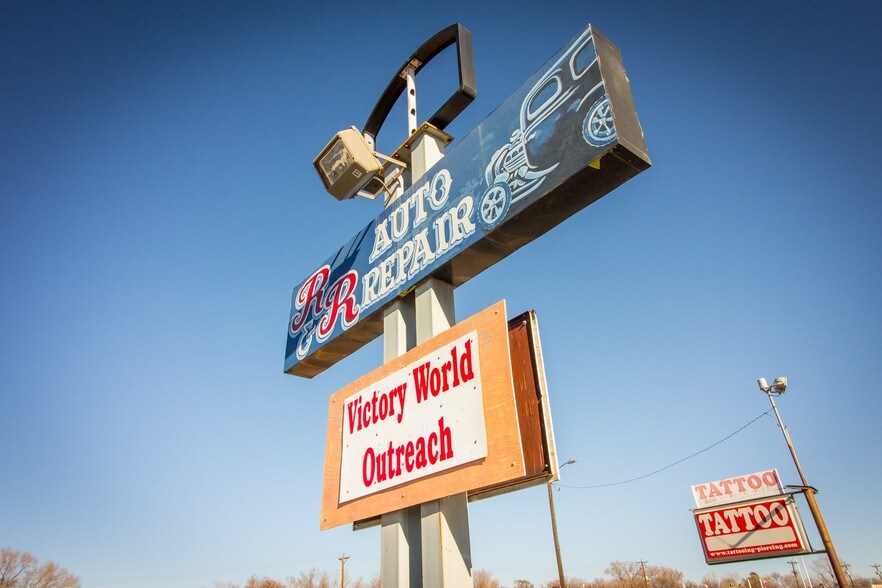 More Photos Of 1300-1338 E Us-50 Hwy, Pueblo Freestanding For Sale