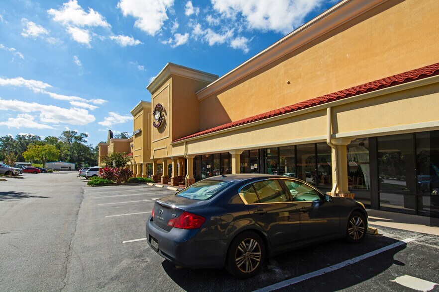 More Photos Of 2106-2186 Park Ave, Orange Park Unknown For Lease