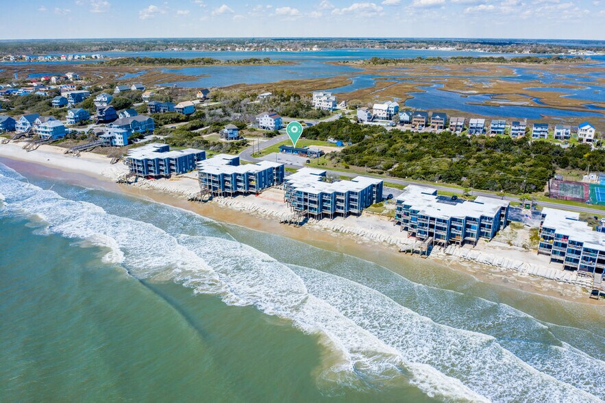 More Photos Of 2181 New River Inlet Rd, North Topsail Beach Convenience Store For Sale