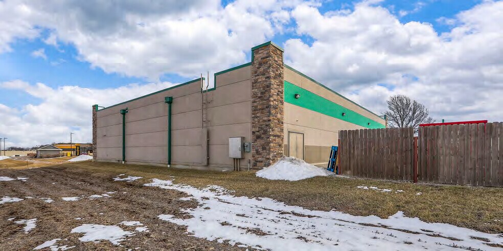 More Photos Of 3600 Highway 13 Blvd, Higginsville Freestanding For Sale