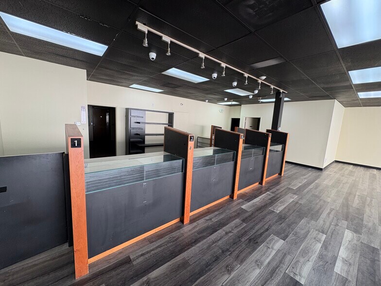 More Photos Of 7033-7063 W Colfax Ave, Lakewood Storefront Retail Office For Lease