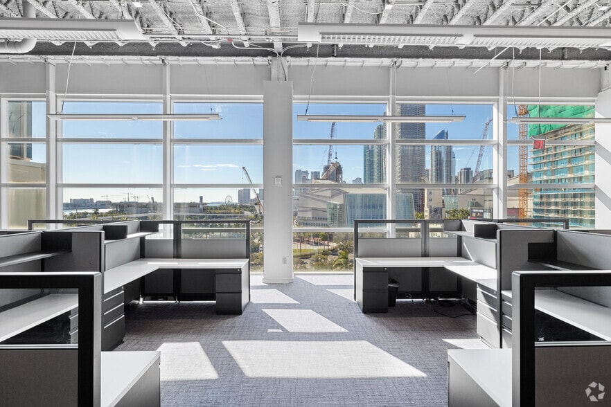More Photos Of 1501 Biscayne Blvd, Miami Office Residential For Lease