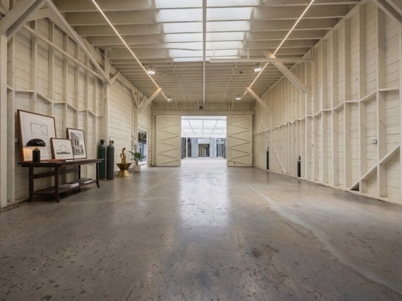 More Photos Of 1237 Folsom St, San Francisco Flex For Lease