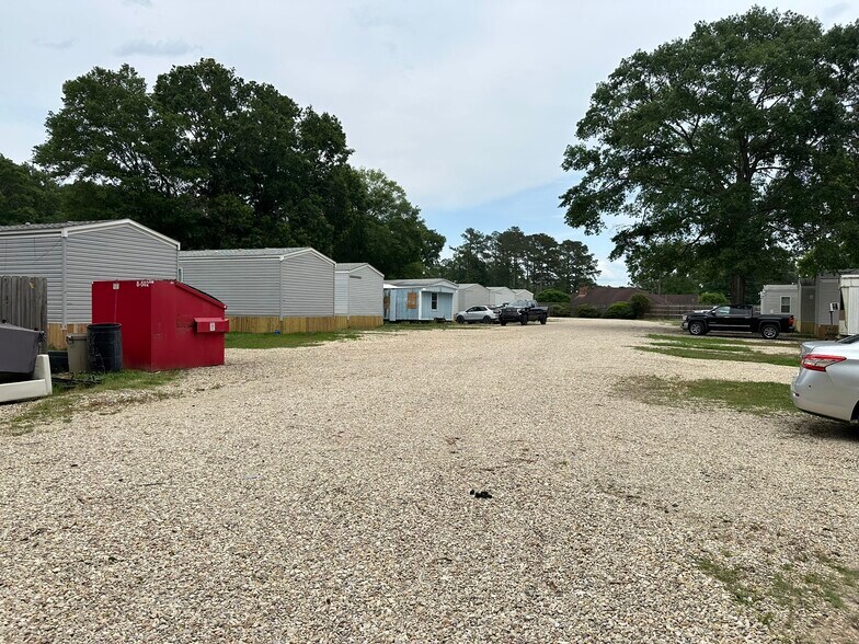 Primary Photo Of 30263 Eden Church Rd, Denham Springs Manufactured Housing Mobile Home Park For Sale
