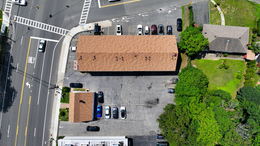 More Photos Of 145 Commack Rd, Commack Medical For Lease