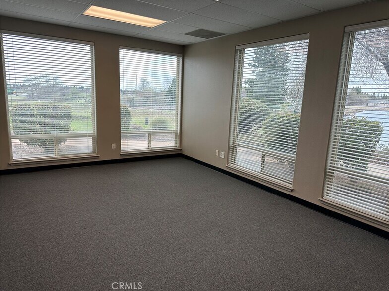More Photos Of 2580 Sierra Sunrise Ter, Chico Office For Sale