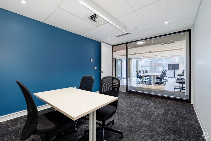 More Photos Of 7236 St Waverly, Montréal Office For Lease
