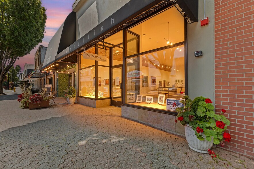 More Photos Of 511 S 1st St, Mount Vernon General Retail For Sale