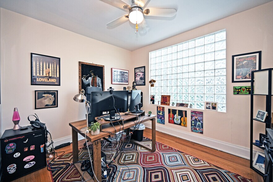 More Photos Of 2150 Alpine Pl, Cincinnati Office For Sale