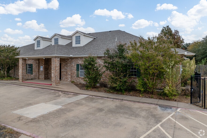More Photos Of 50 Village Trail, Trophy Club Schools For Sale