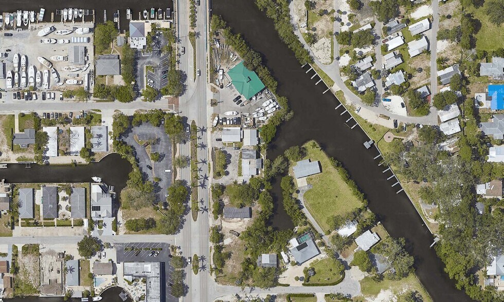 More Photos Of 3181 Bayshore Dr, Naples Land For Sale