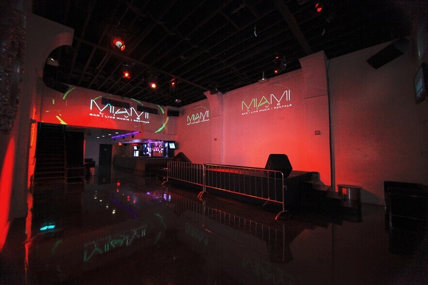 More Photos Of 912 71st St, Miami Beach Bar For Sale