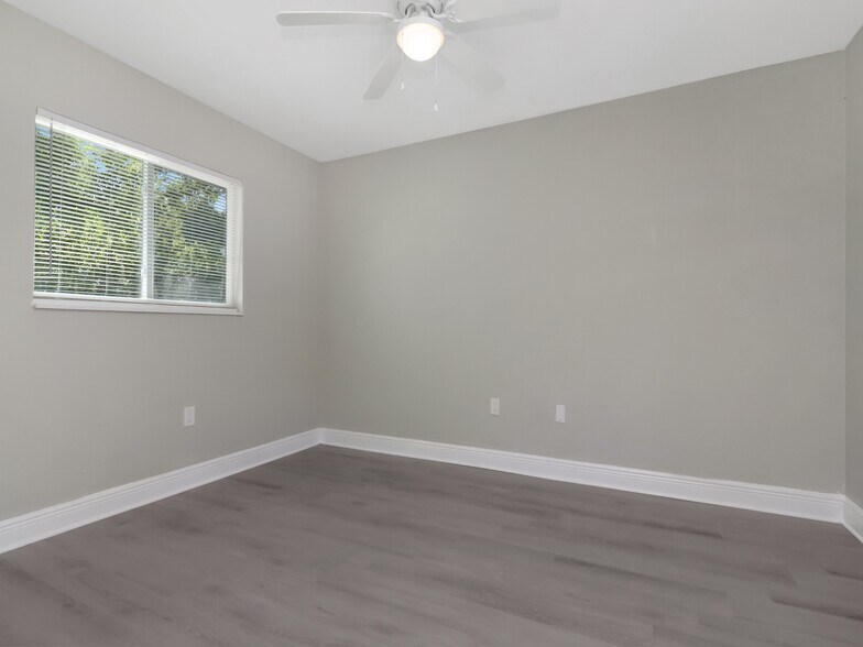 More Photos Of , Bradenton Multifamily For Sale