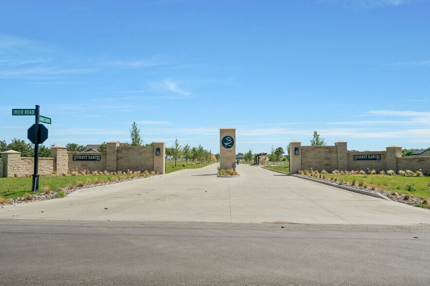 More Photos Of 613 Savage Ln, Aledo Land For Sale