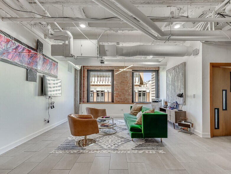 More Photos Of 204 N Robinson Ave, Oklahoma City Office Residential For Lease