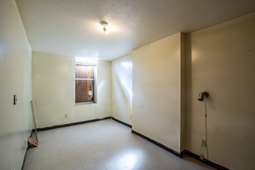 More Photos Of 1901-1939 Broad St, Augusta Apartments For Sale