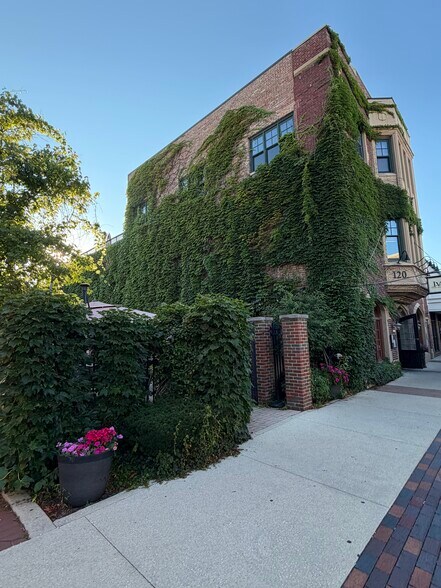 More Photos Of 120 N Hale St, Wheaton Storefront Retail Residential For Sale