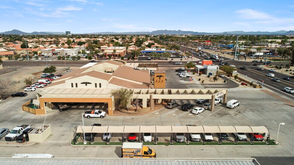 More Photos Of 2828 S Country Club Dr, Mesa Department Store For Lease