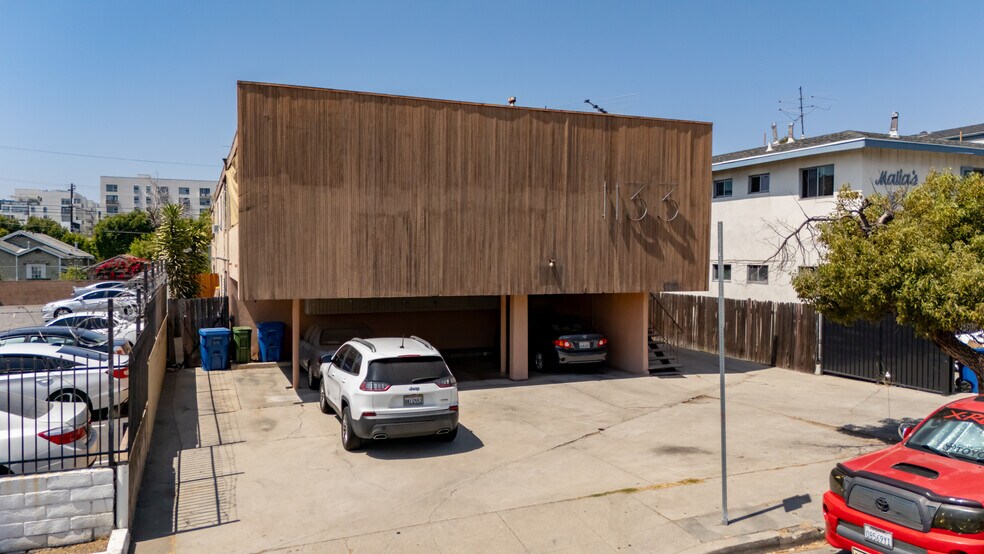 More Photos Of 1133 Wilcox Pl, Los Angeles Apartments For Sale