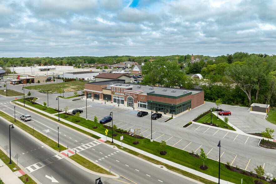 More Photos Of 11032 W 96th Pl, Saint John General Retail For Lease