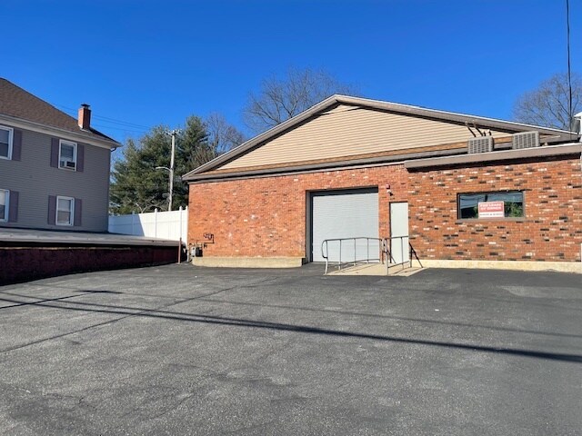More Photos Of 1147 Cranston St, Cranston Freestanding For Lease