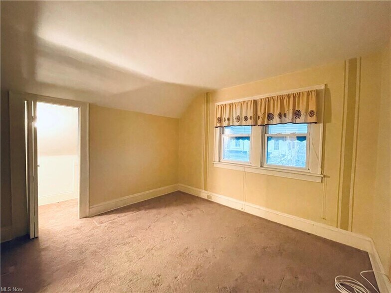 More Photos Of 21950 Euclid Ave, Euclid Storefront Retail Residential For Sale