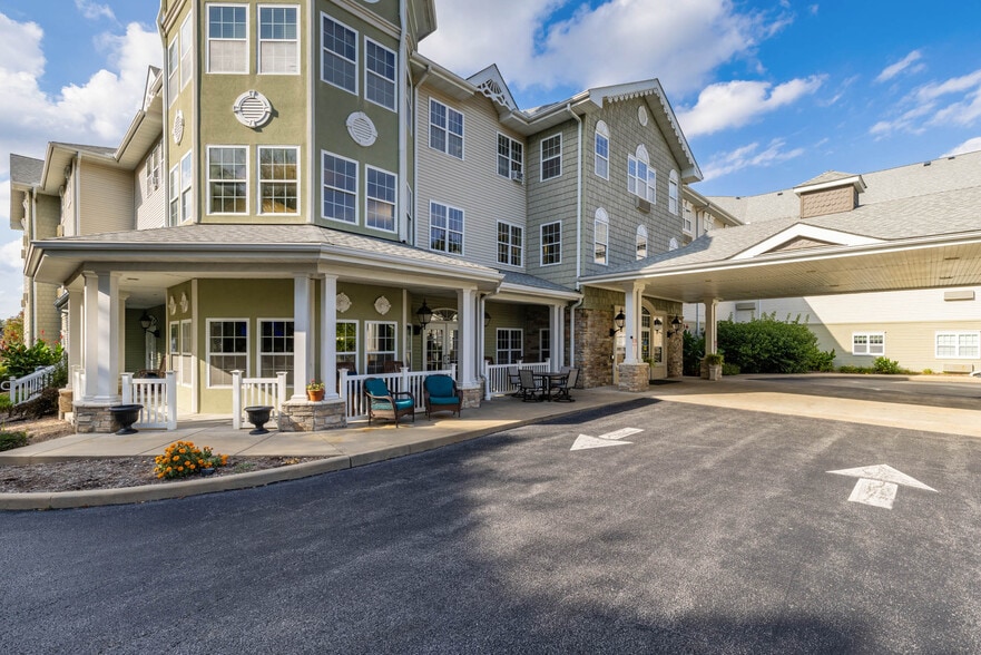 More Photos Of 1207 Vandalia St, Collinsville Assisted Living For Sale