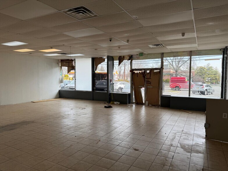 More Photos Of 15 S Route 9W, West Haverstraw Freestanding For Lease