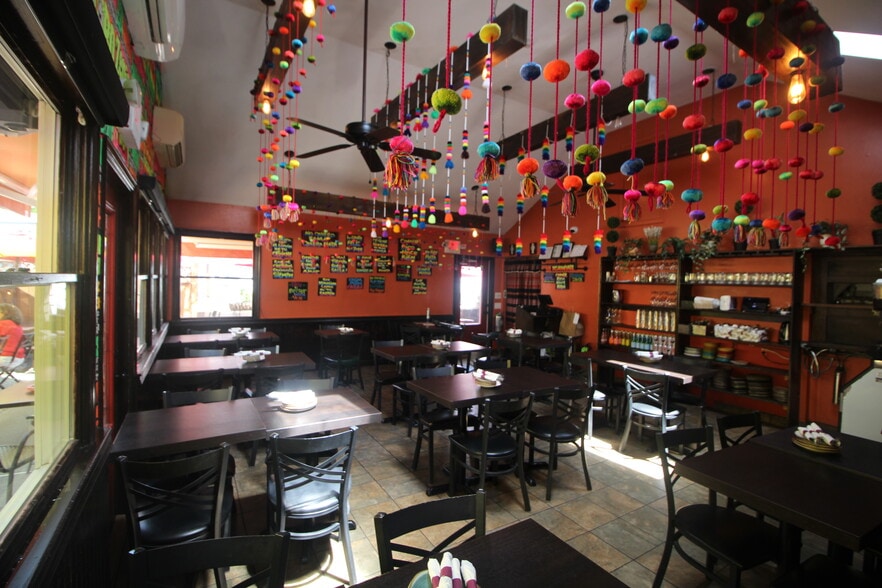 More Photos Of 49 N Main St, Lambertville Restaurant For Sale