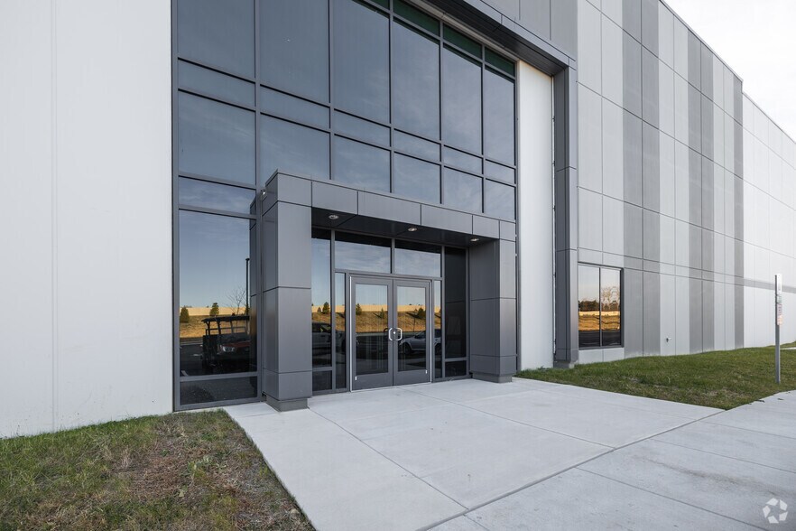 More Photos Of 15000 Roosevelt Blvd, Philadelphia Unknown For Lease