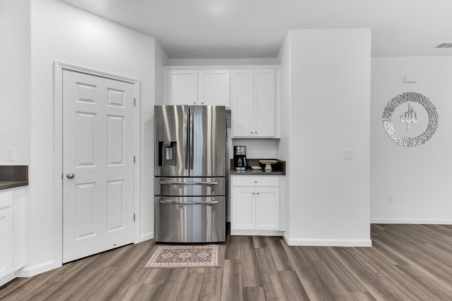 More Photos Of 3600 Pride Way, Stockton Multifamily For Sale