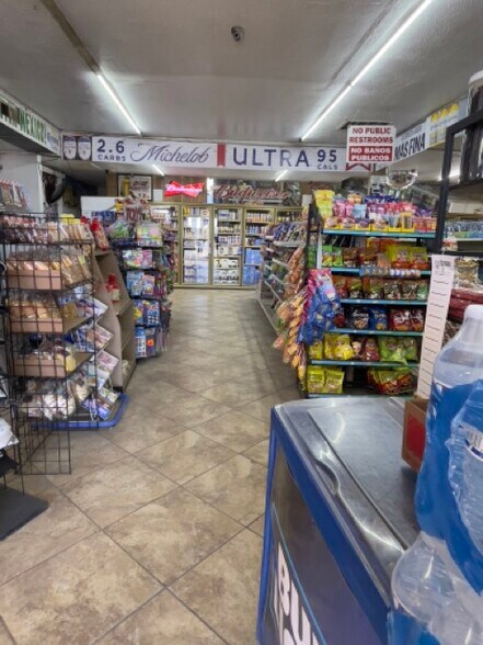 More Photos Of 230 Front St, Earlimart Convenience Store For Sale
