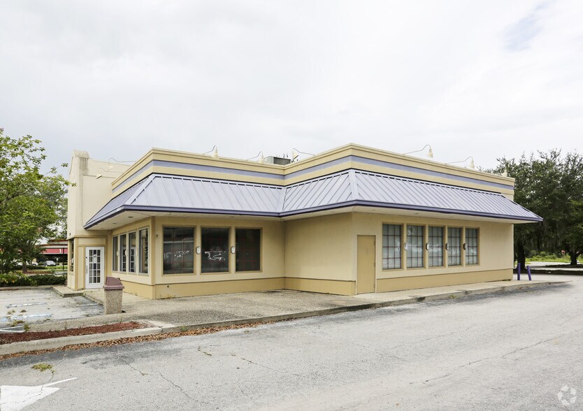 More Photos Of 939 S 6th Ave S, Wauchula General Retail For Sale