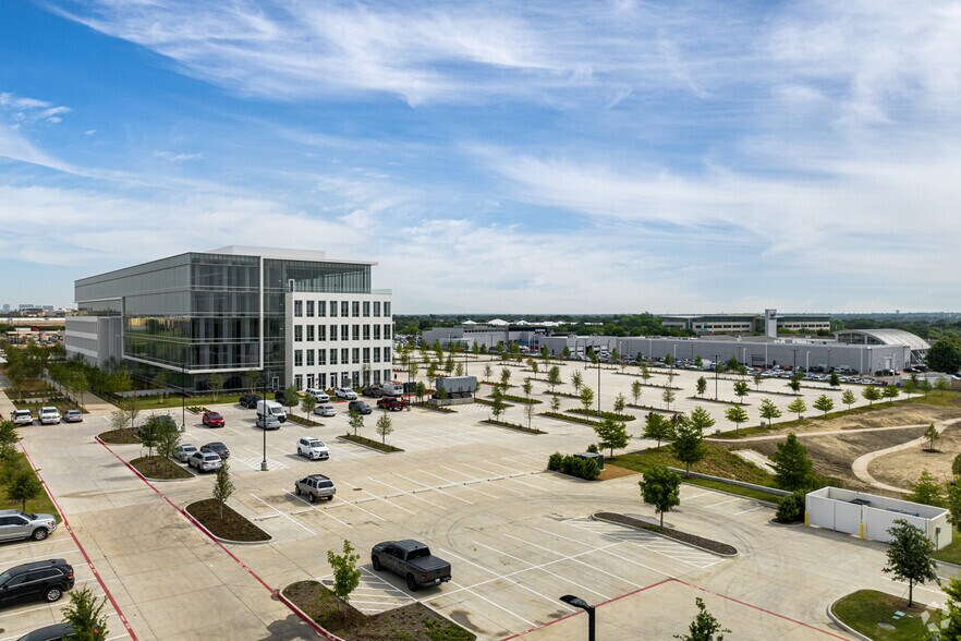 More Photos Of 6275 W Plano Pky, Plano Coworking Space