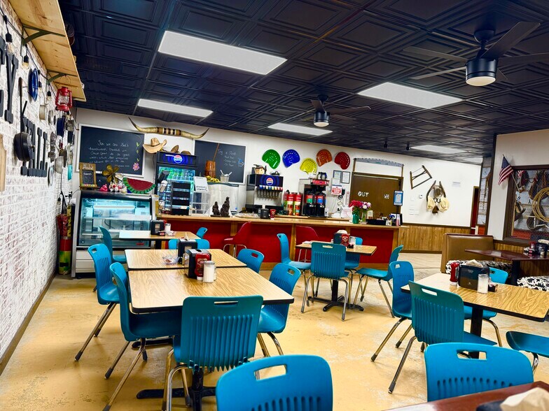 More Photos Of 52 Main St, Mount Pleasant General Retail For Sale