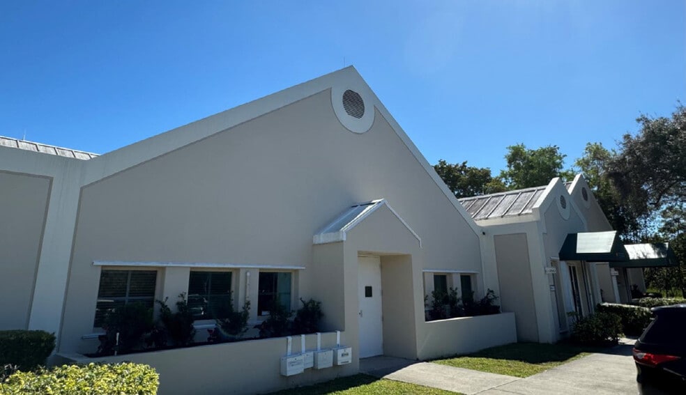More Photos Of 7800 SW 87th Ave, Miami Unknown For Lease