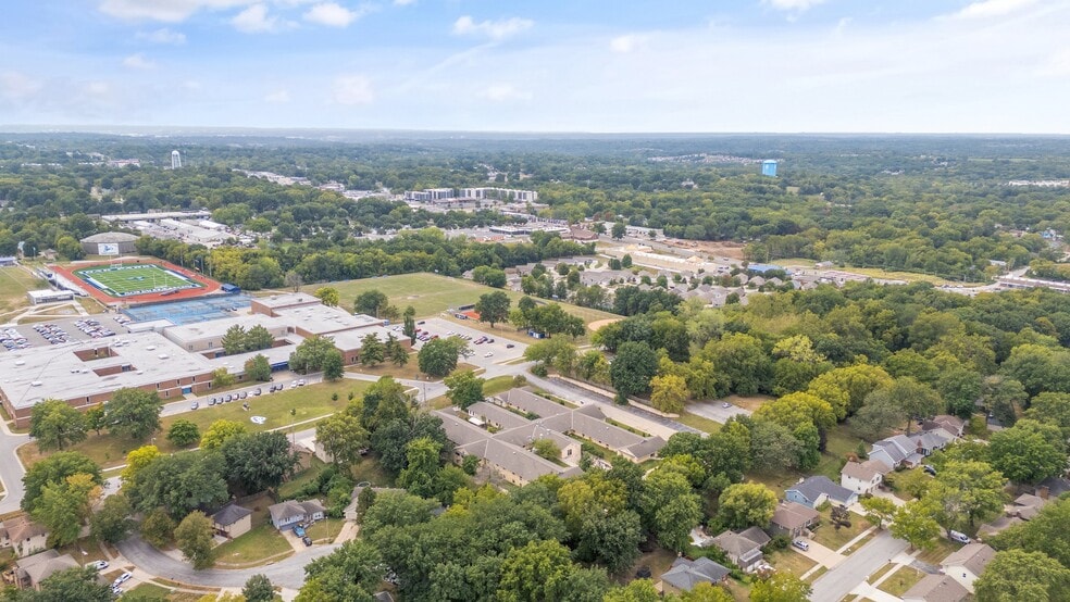 More Photos Of 724 NE 79th Ter, Kansas City Skilled Nursing Facility For Sale