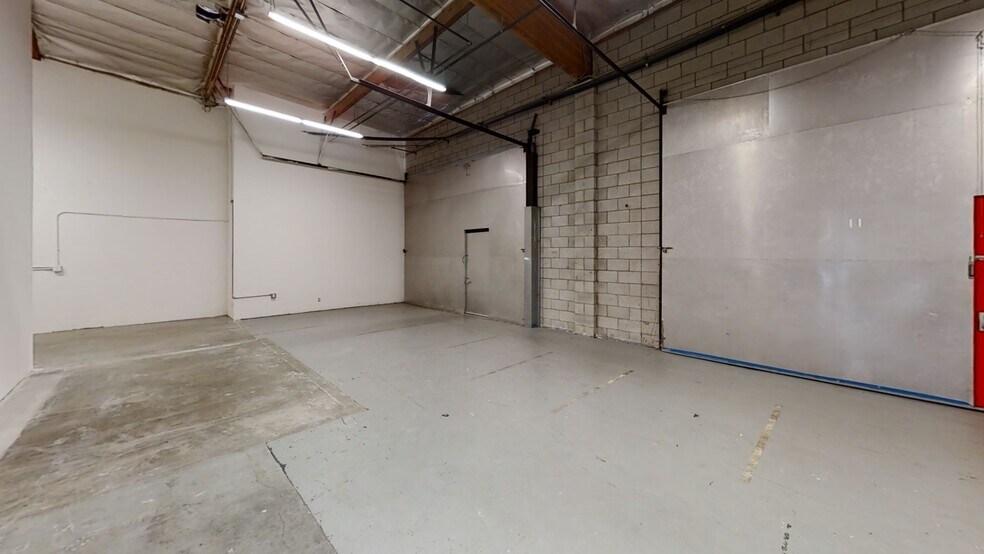 More Photos Of 1201-1211 N Main St, Los Angeles Loft Creative Space For Lease
