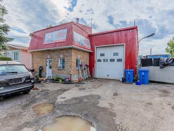 Primary Photo Of 2790 Rue Star, Longueuil Storefront For Sale