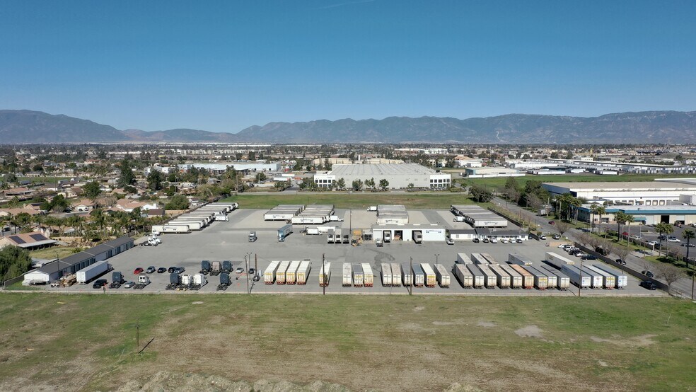 More Photos Of 2586 S Lilac Ave, Bloomington Land For Lease