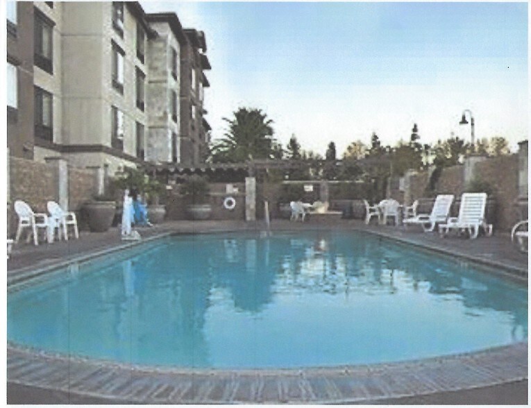 More Photos Of 4674 Ontario Mills Pkwy, Ontario Hotel For Sale
