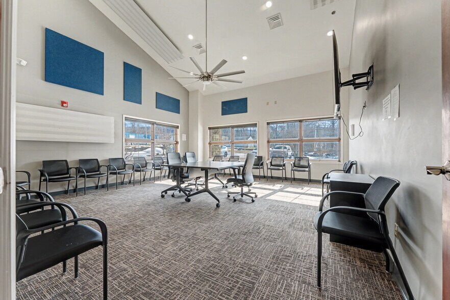 More Photos Of 2195 Cheat Rd, Morgantown Medical For Sale