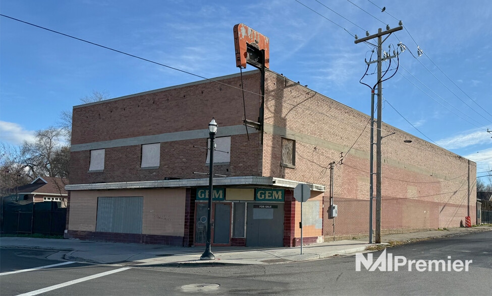 Primary Photo Of 8945 Magna Main St, Magna General Retail For Sale