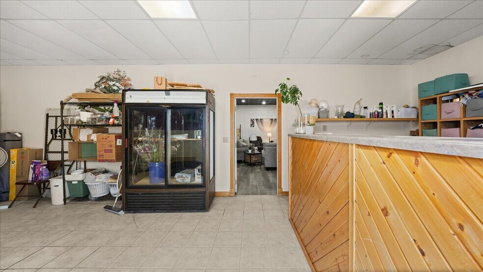 More Photos Of 307 N Washington St, Melrose Warehouse For Sale