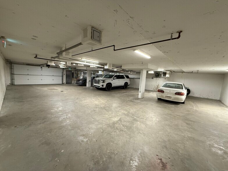 More Photos Of 613 3rd Ave NE, Calgary Apartments For Sale