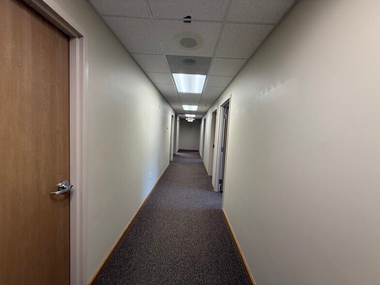 More Photos Of 9460 S Saginaw Rd, Grand Blanc Medical For Lease