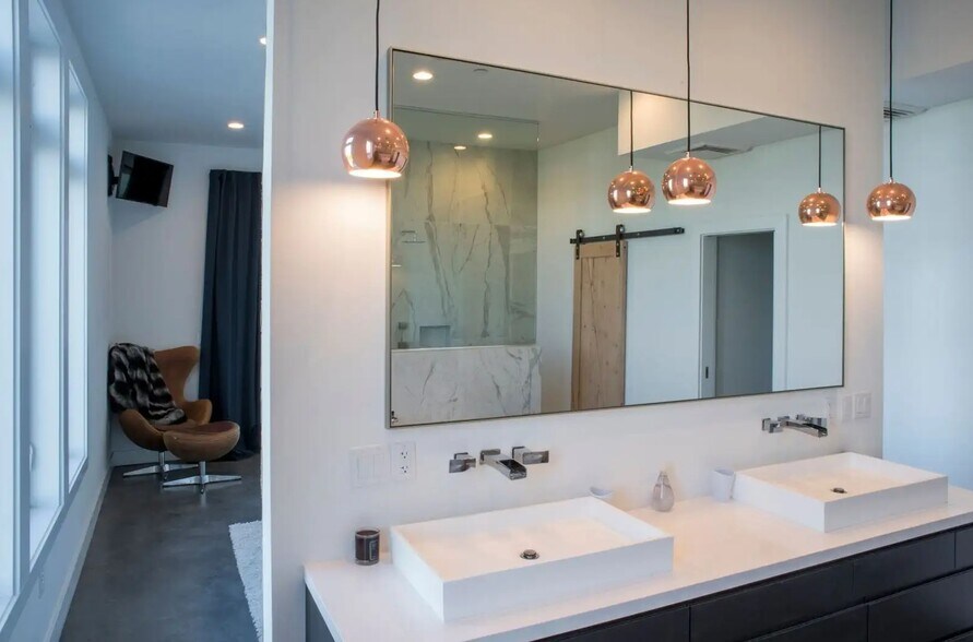 More Photos Of 200 Laurel St, Baton Rouge Office Residential For Sale