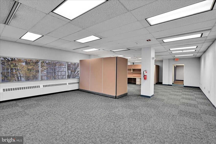 More Photos Of 19 N 6th St, Reading Office For Lease