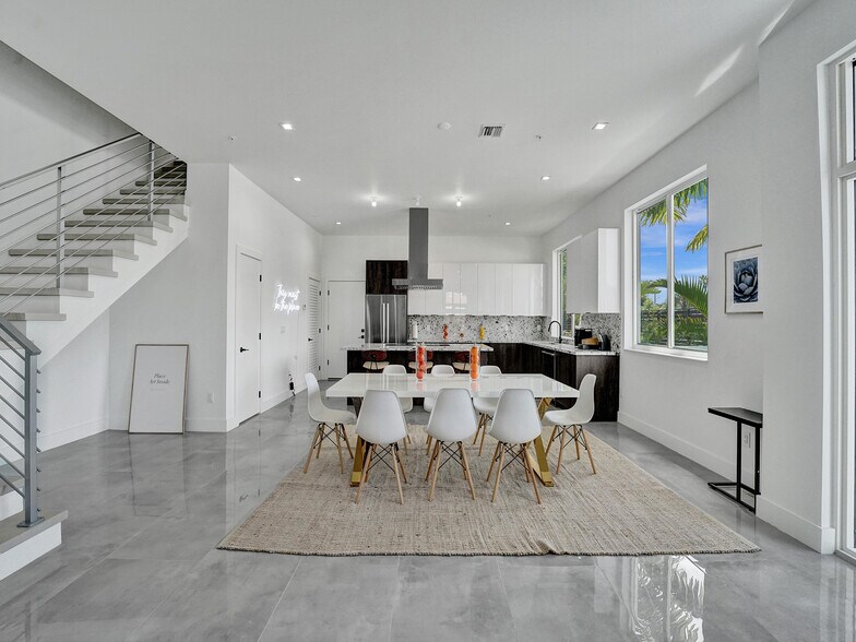 More Photos Of 1220-1226 NE 15th Ave, Fort Lauderdale Apartments For Sale